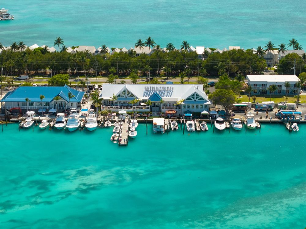 Florida Keys restaurant with docks and boats